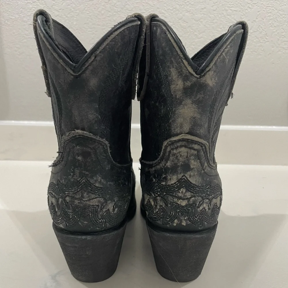 Ariat sturdy ankle